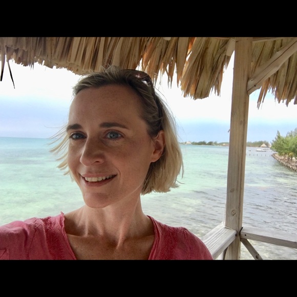 Meet your Posher, Elizabeth - Picture 1 of 1